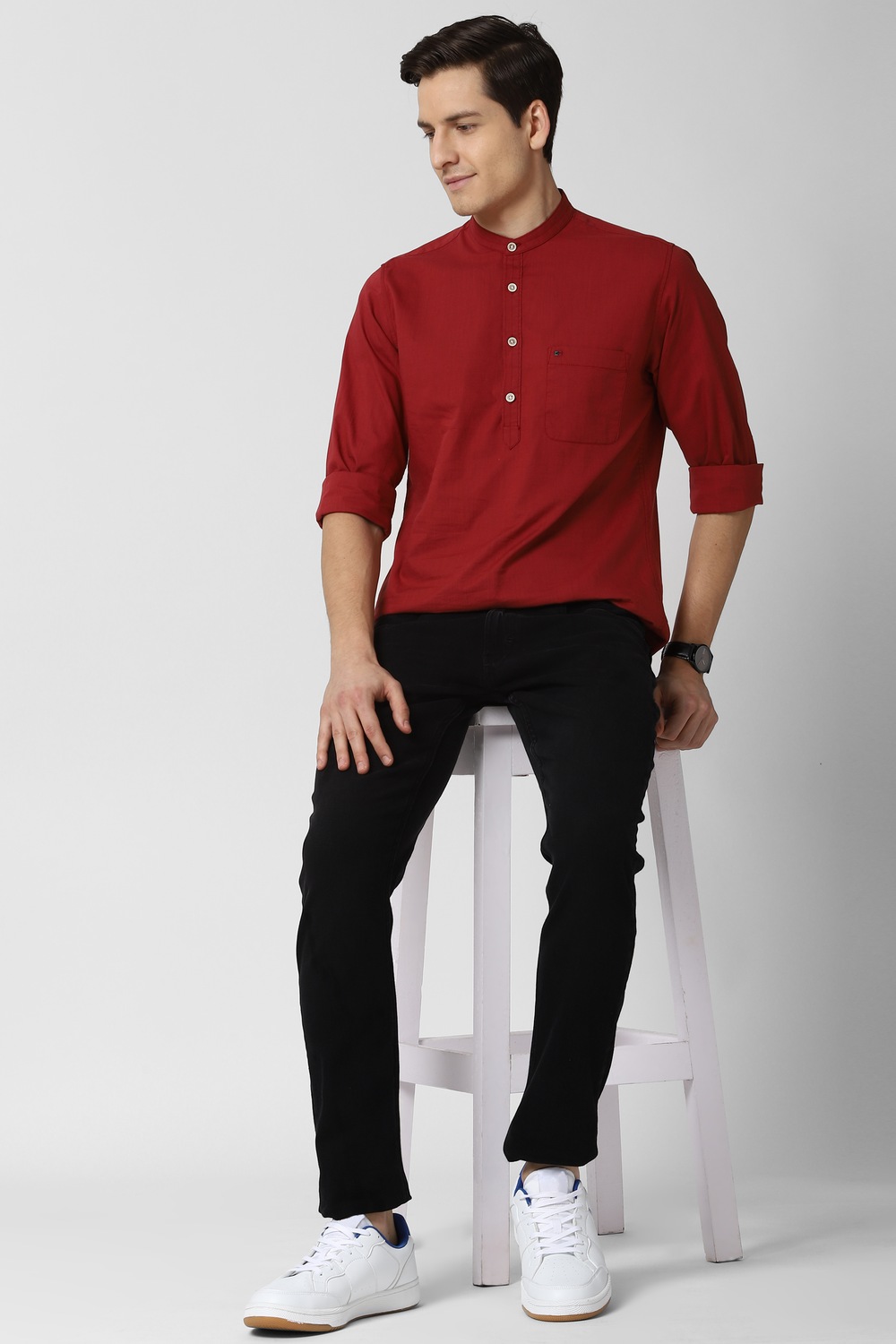 Men Maroon Slim Fit Solid Full Sleeves Casual Shirt